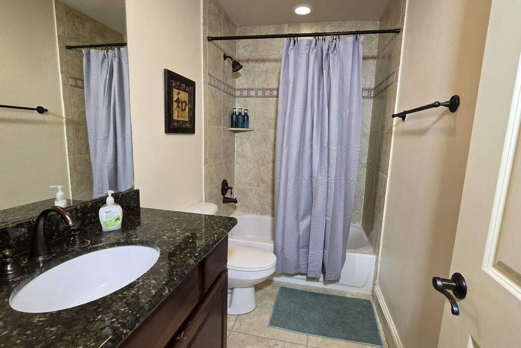 Modern Galleria Gem Private Jacuzzi 3 Br Houston Exterior photo