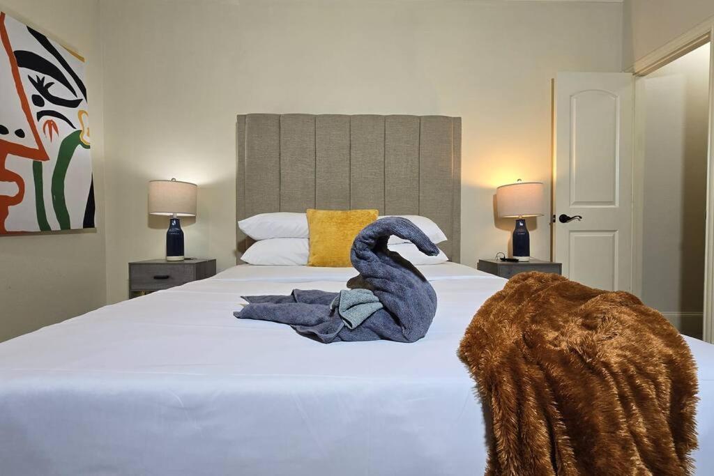 Modern Galleria Gem Private Jacuzzi 3 Br Houston Exterior photo